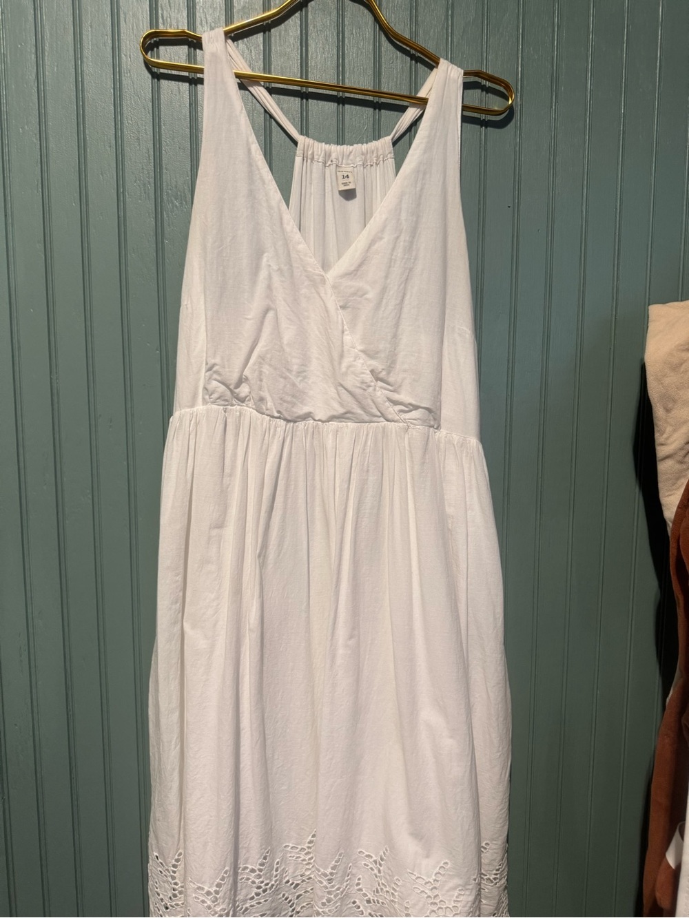 Old Navy White Eyelet-Hem Sleeveless Maxi Dress